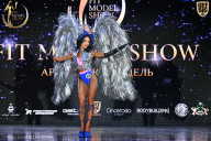 Fit Model Show - 2025