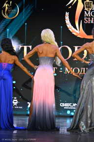 Fit Model Show - 2025