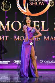 Fit Model Show - 2025