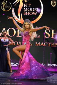 Fit Model Show - 2025