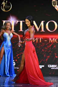 Fit Model Show - 2025