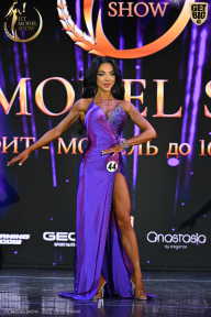 Fit Model Show - 2025