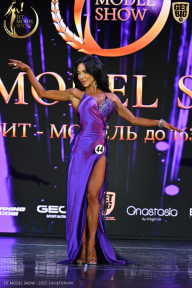 Fit Model Show - 2025