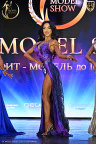 Fit Model Show - 2025
