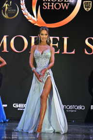 Fit Model Show - 2025