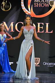 Fit Model Show - 2025
