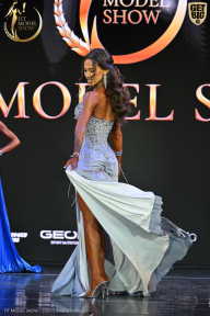 Fit Model Show - 2025