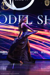 Fit Model Show - 2025