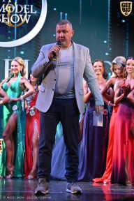 Fit Model Show - 2025