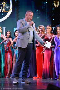 Fit Model Show - 2025