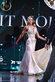 Fit Model Show - 2025