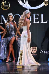 Fit Model Show - 2025