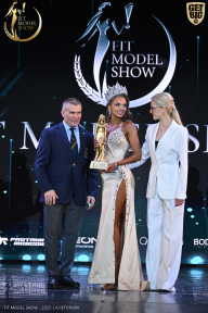 Fit Model Show - 2025